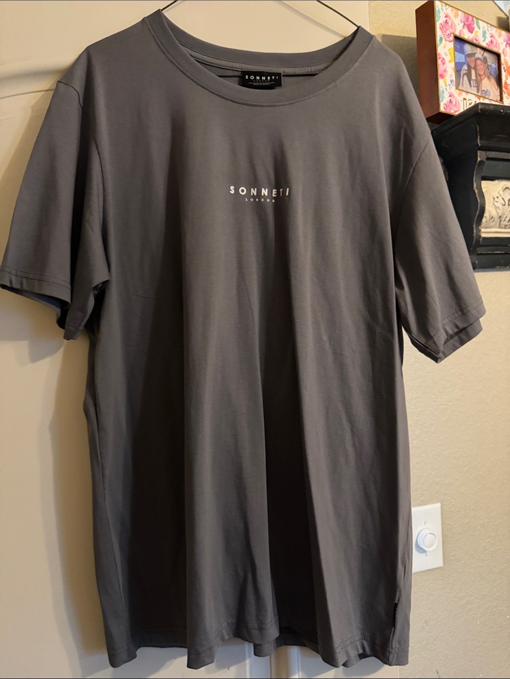 Men’s Charcoal Crew Neck Short Sleeve Tee